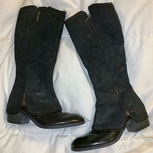 Donald J pliner boots.  “Devi Boot”